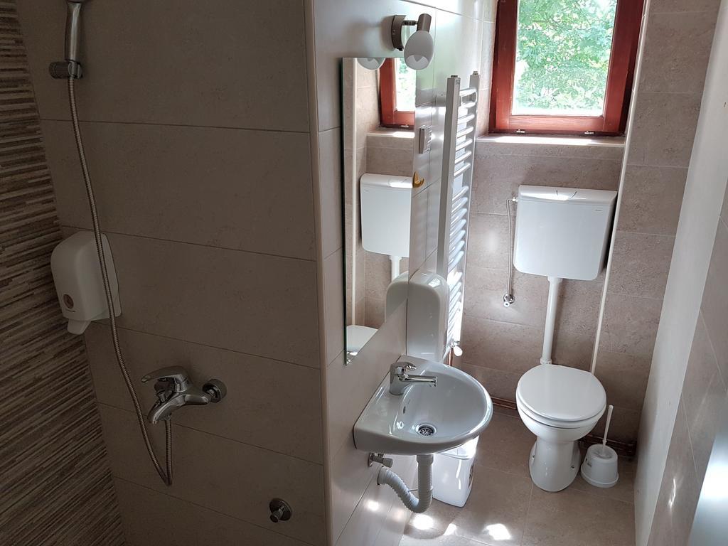 Apartmani Simic Valjevo Zewnętrze zdjęcie