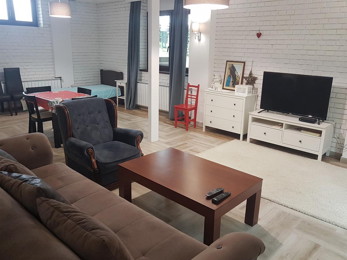 Apartmani Simic Valjevo Zewnętrze zdjęcie