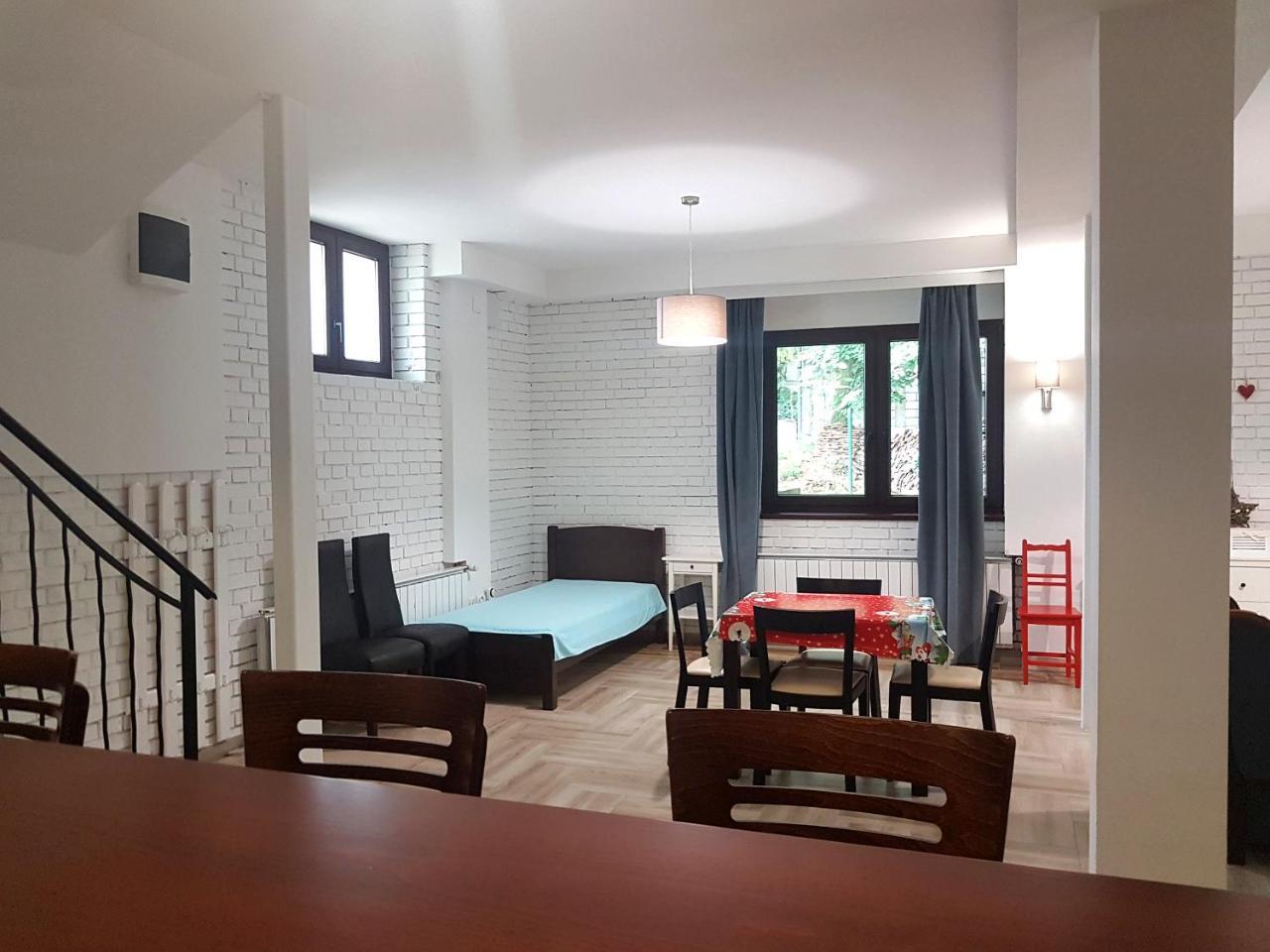 Apartmani Simic Valjevo Zewnętrze zdjęcie