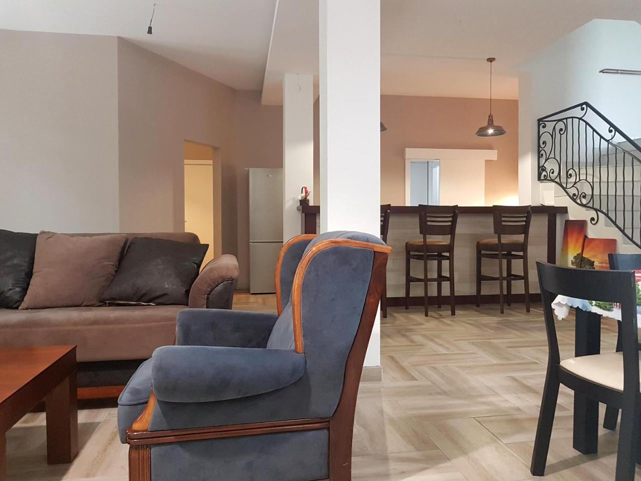 Apartmani Simic Valjevo Zewnętrze zdjęcie